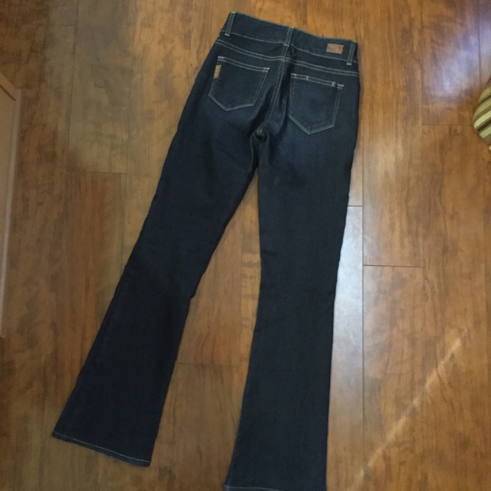 PAIGE- Hidden Hills Style Jeans. Size 26 - Picture 5 of 8